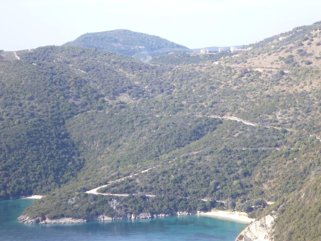 Lichnos Babis Taverna & Rooms Parga Dış mekan fotoğraf