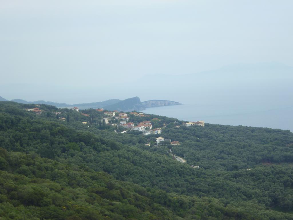 Lichnos Babis Taverna & Rooms Parga Dış mekan fotoğraf