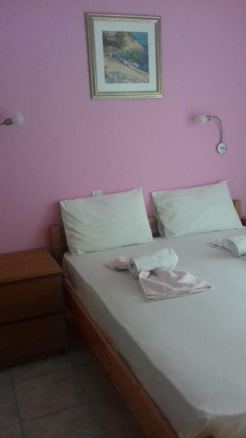 Lichnos Babis Taverna & Rooms Parga Dış mekan fotoğraf